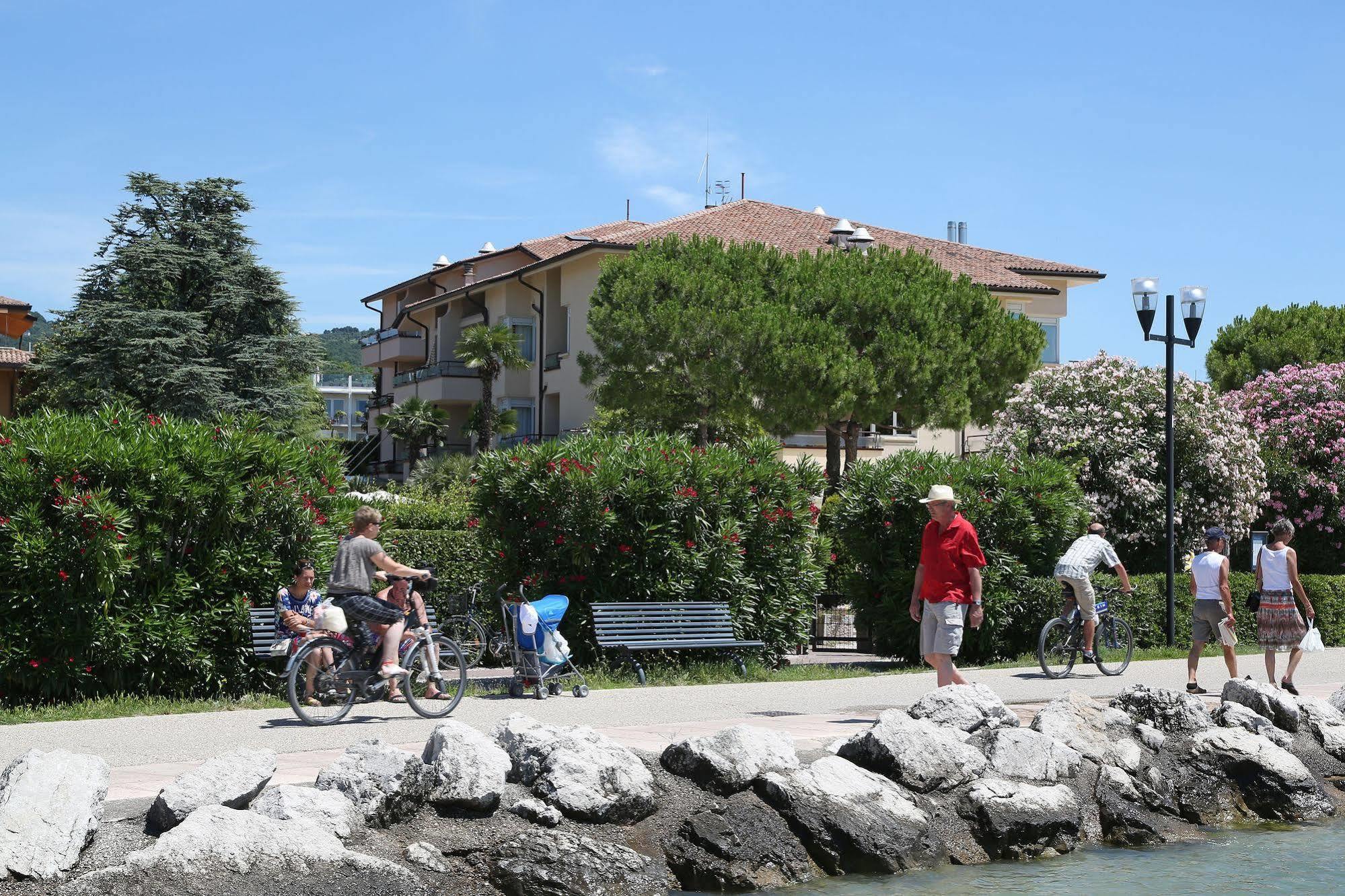 Hotel Du Lac et Bellevue Bardolino Esterno foto