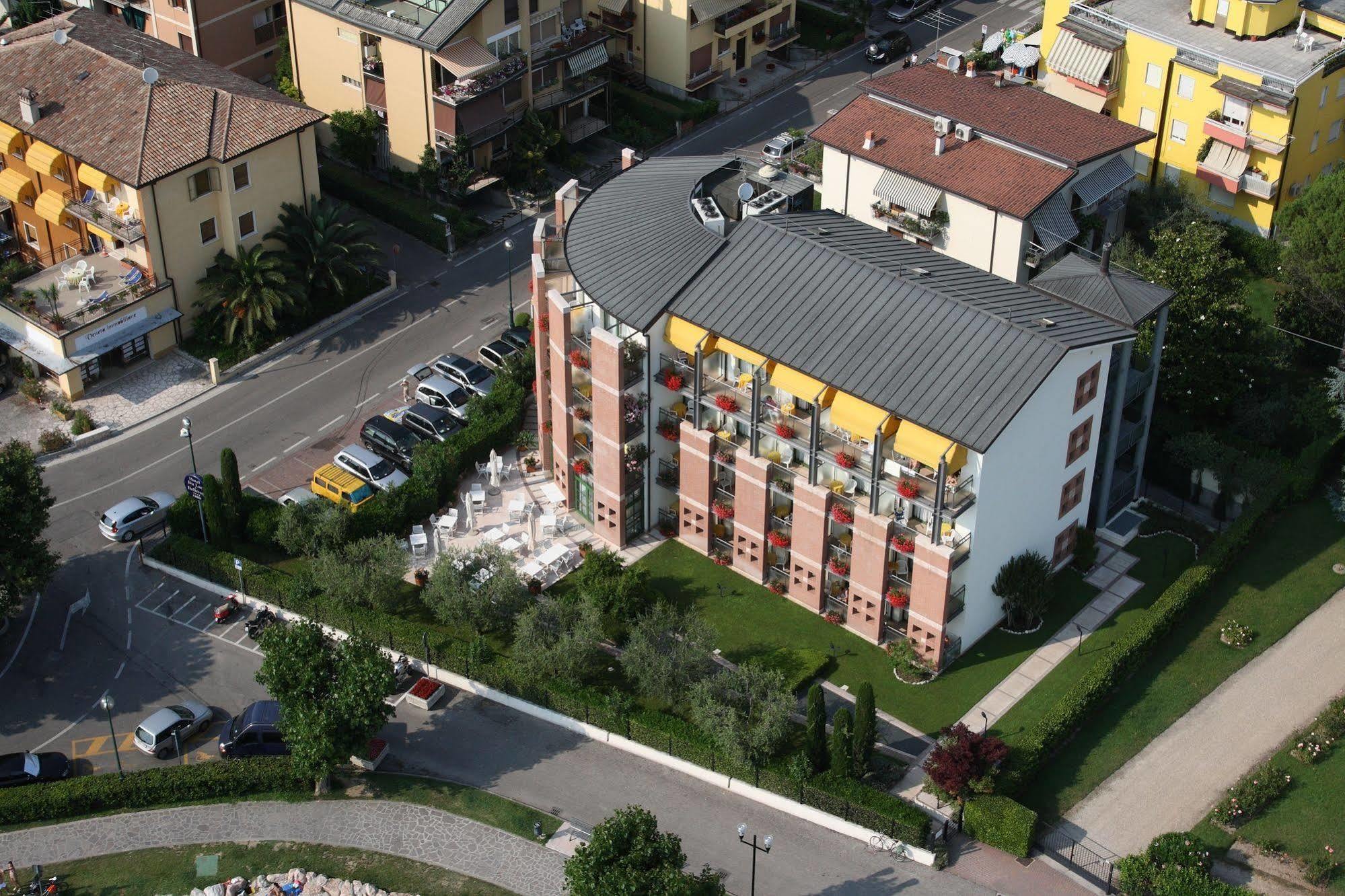 Hotel Du Lac et Bellevue Bardolino Esterno foto